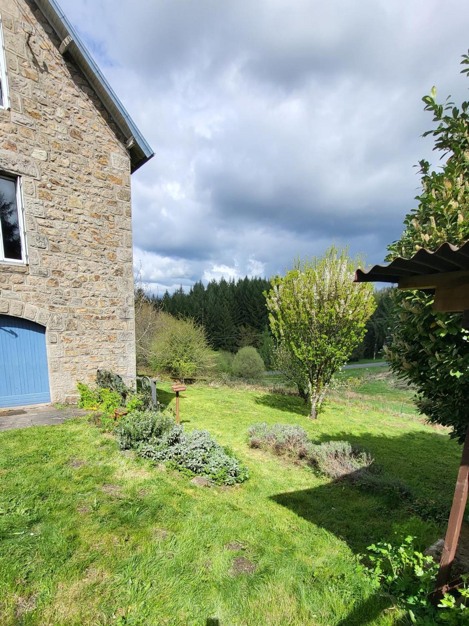 Vila La Cigalienne Treignac Exteriér fotografie